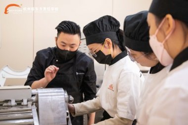 �����|����W(xu��)У&Master Baker Academy�ЌW(xu��)������ӈA�M�Y(ji��)��